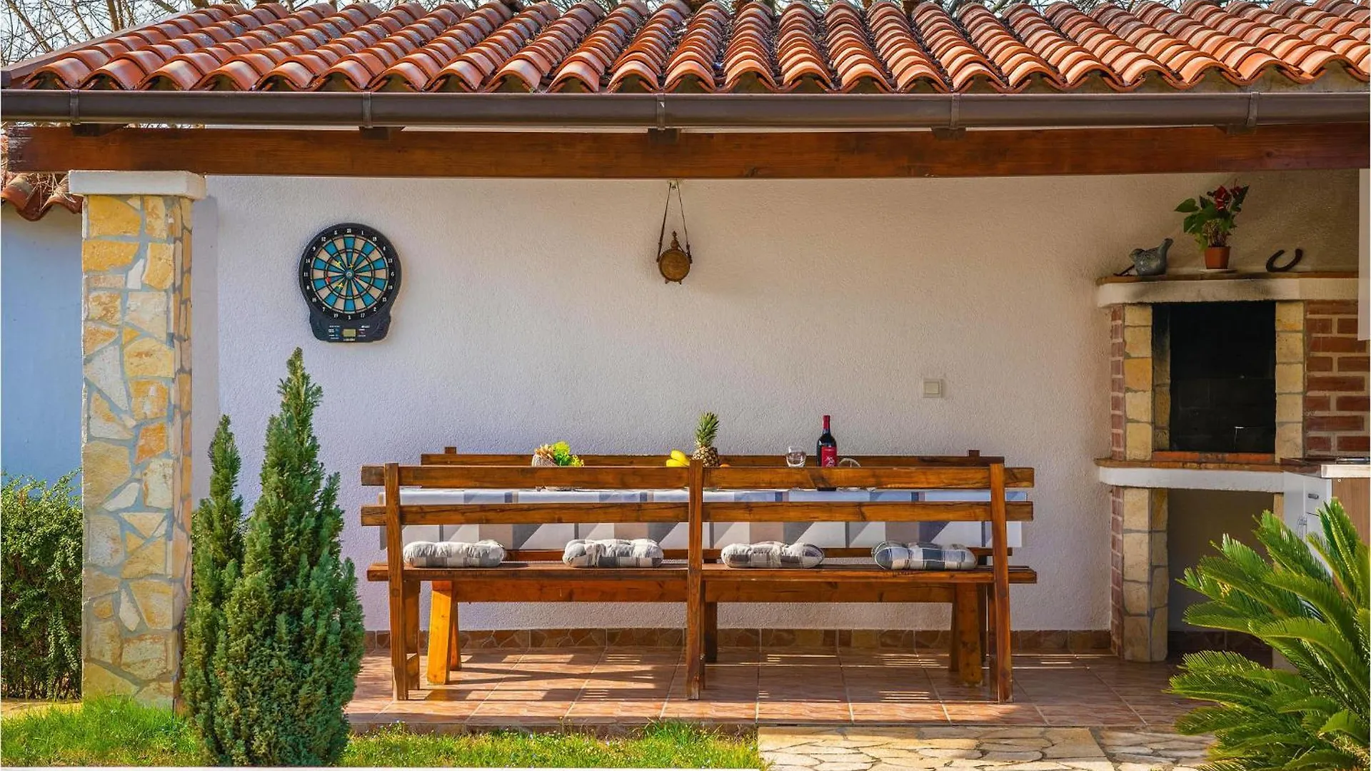 Holiday home 4 Bedroom Beautiful Home In Pula Croatia
