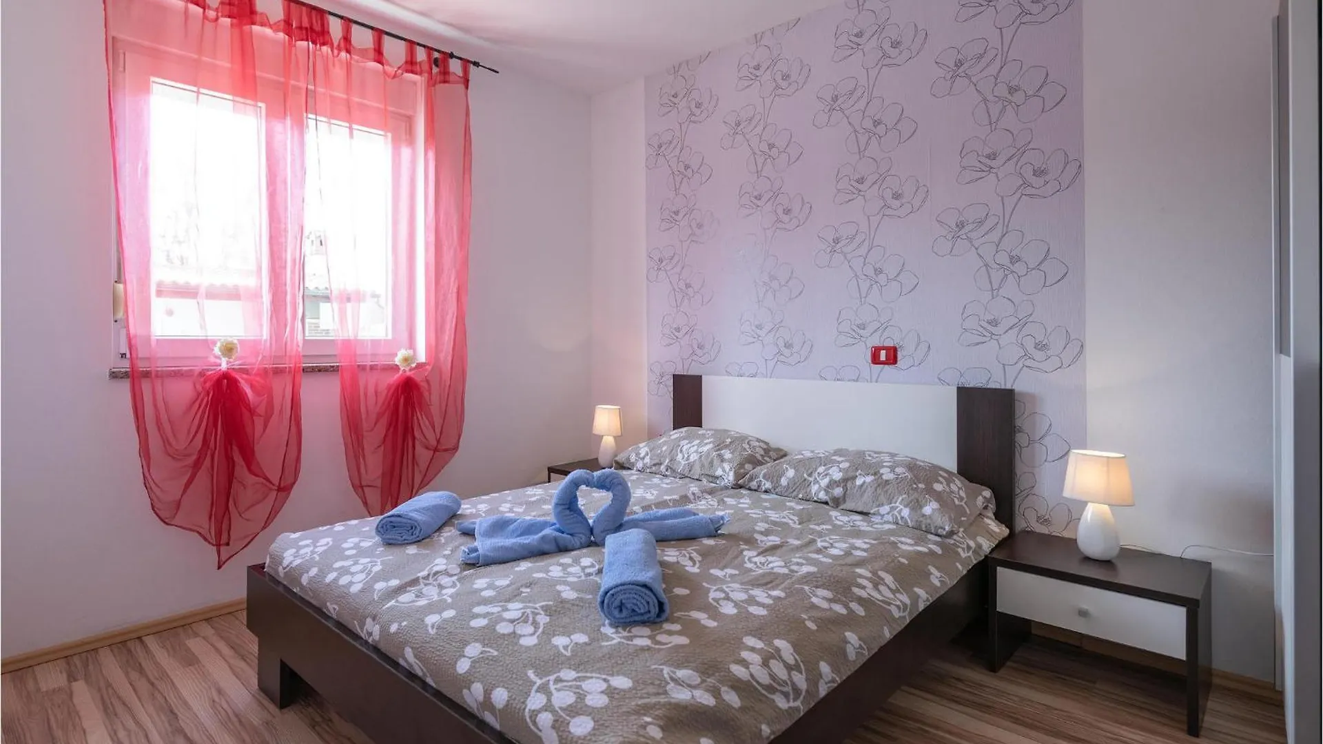 4 Bedroom Beautiful Home In Pula 0*,